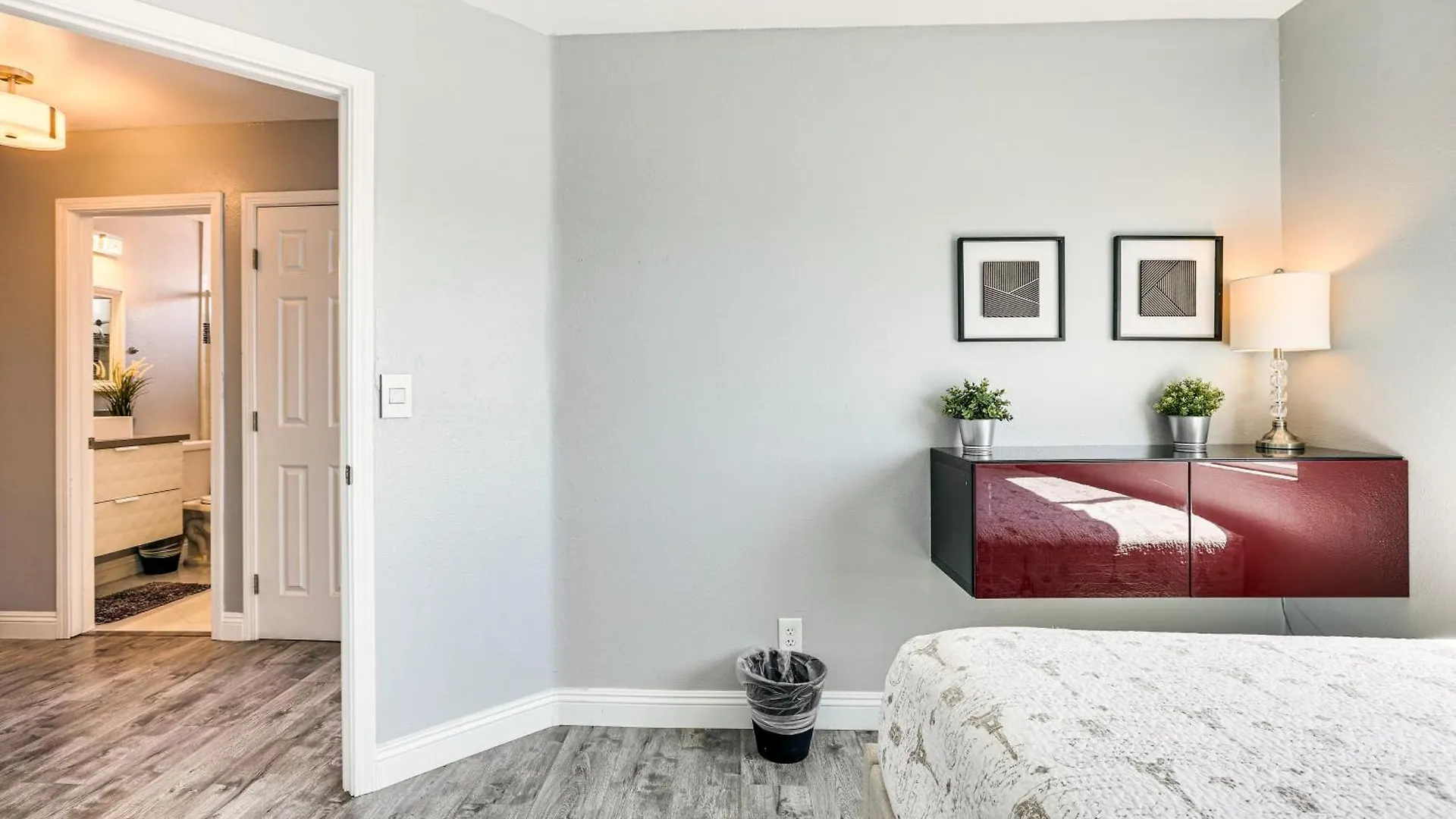 Dog-Friendly Las Vegas Escape With Patio! 미국